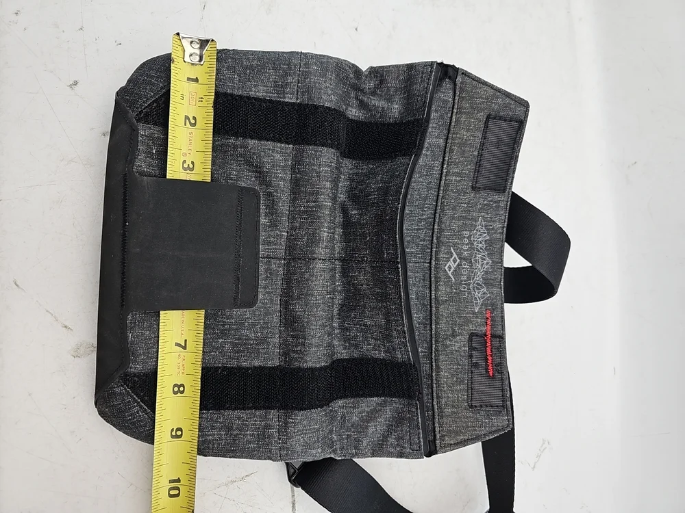 Peak Design Everyday Sling Bag